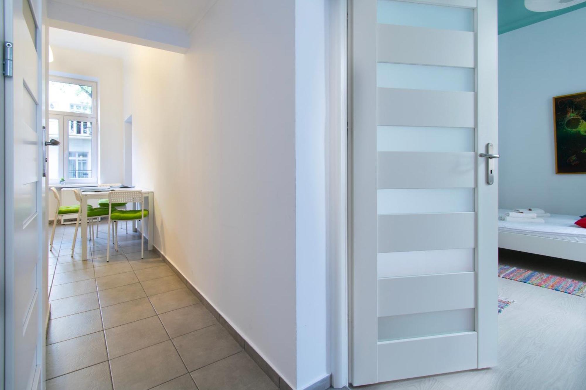 Light Apartment Zyblikiewicza Street Krakow Bagian luar foto